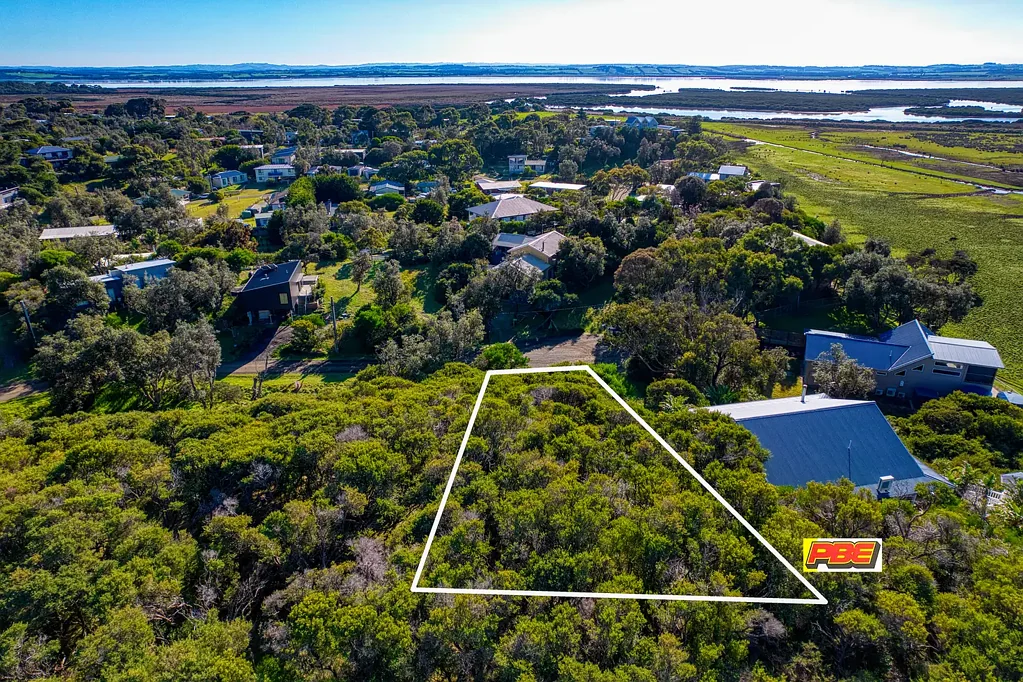 Venus Bay Great Location With Potential Views