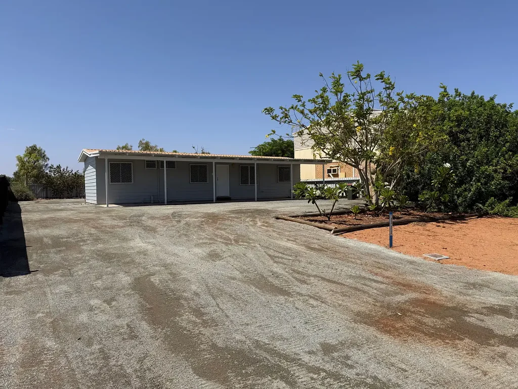 Onslow 2 Slaapkamer Fully Renovated, Big Block, Great Location!