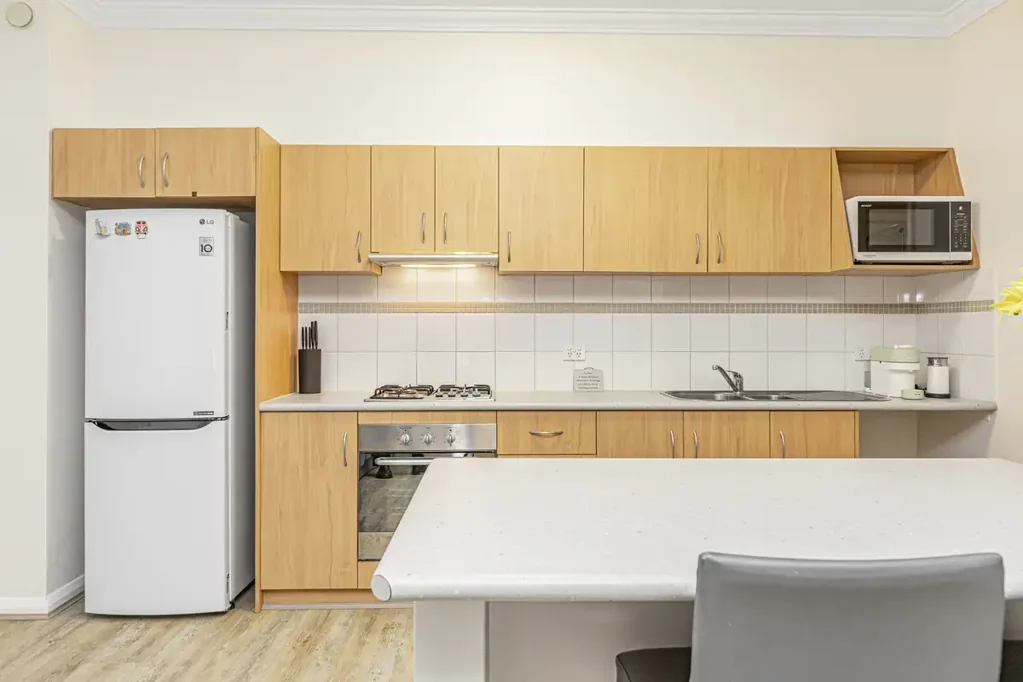 Joondalup 1房  Ground Floor Charm in the Heart of Joondalup