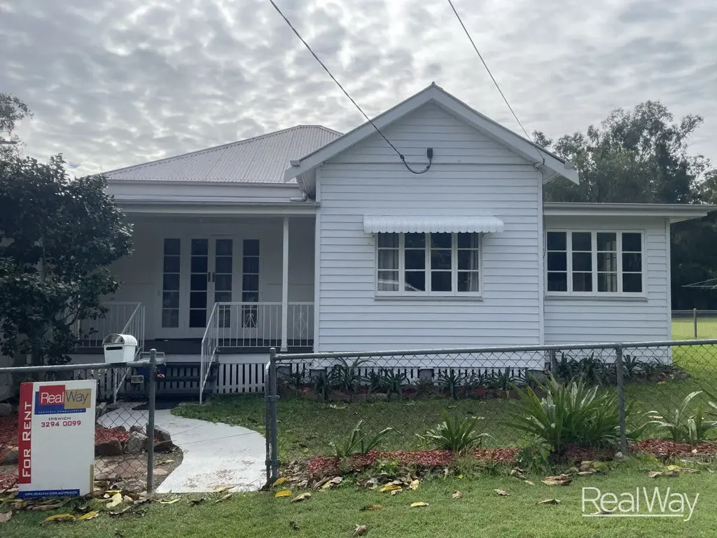 Spectacular Character and Charm on a Spacious Block