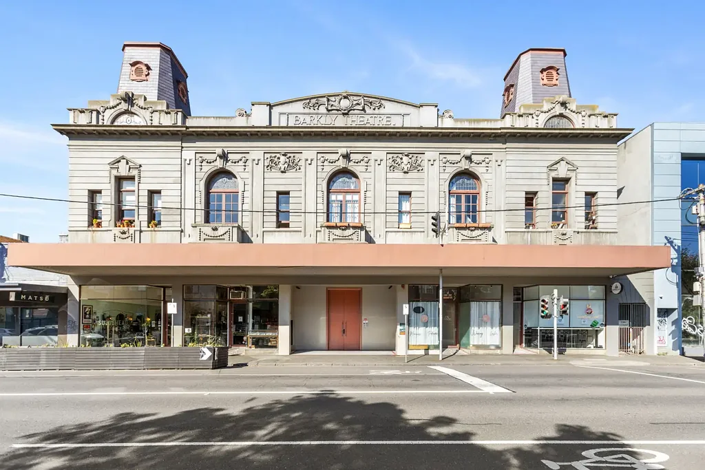 Footscray 2 Bedroom Art Deco Elegance Meets Modern Living - In the Heart of Footscray