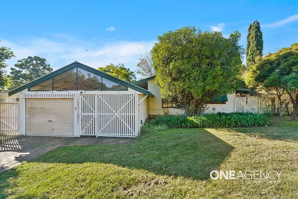 CHARMING HOME AND MODERN UPDATES IN CENTRAL BOMADERRY