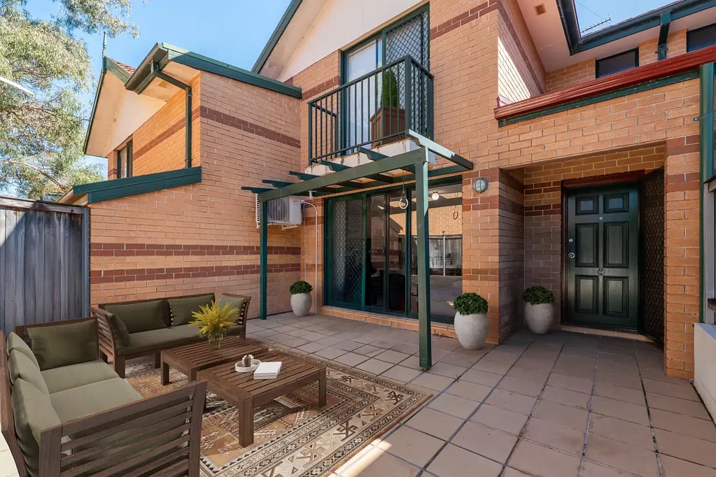 Stylish & Spacious Townhouse Living with Outdoor Appeal