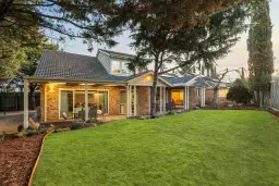 2 Austral Court, Hillside