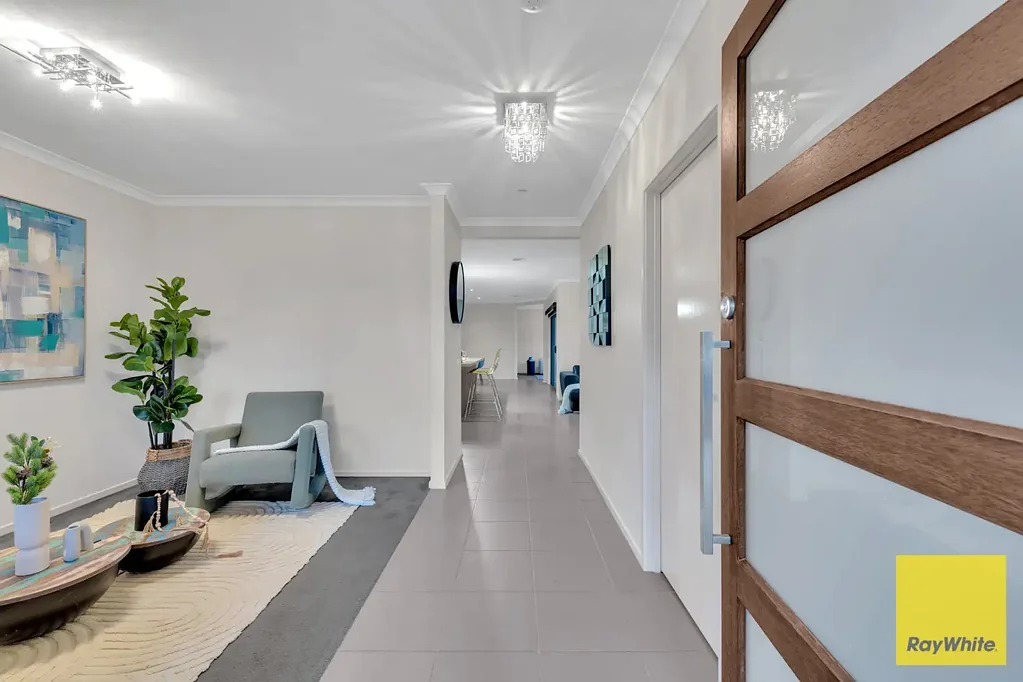 Tarneit 4房 Tarneit 中心稀有 729 平方米宽敞家庭港湾 Rare 729sqm Family Haven with Exceptional Space in the Heart of Tarneit