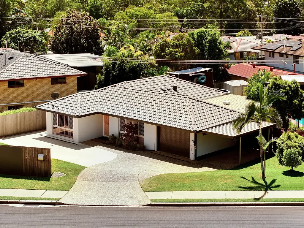 1 Cheltenham Street, Strathpine, QLD 4500