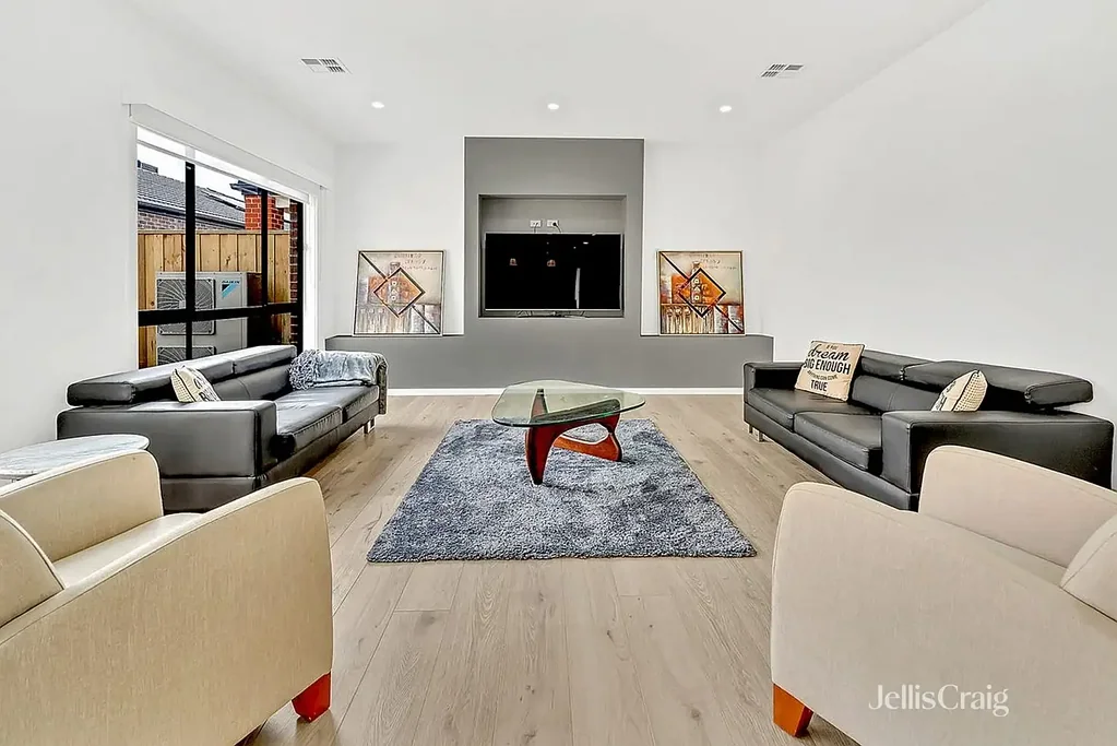 Modern Family Home in Convenient Arramont Location