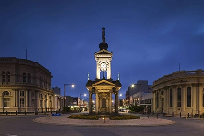 房价出现神秘分化！奥克兰全年下跌2.2%，这个城市却“悄悄”涨了3.9%！