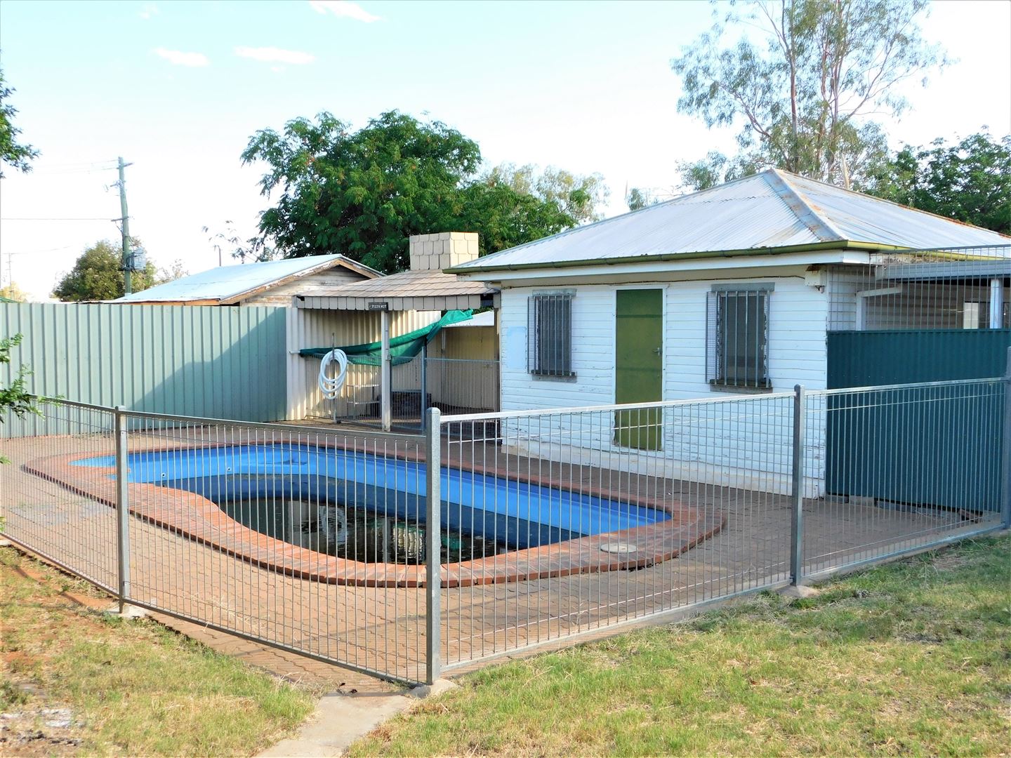 104 WATSON ST, CHARLEVILLE QLD 4470, 0 habitaciones, 0 baños, House