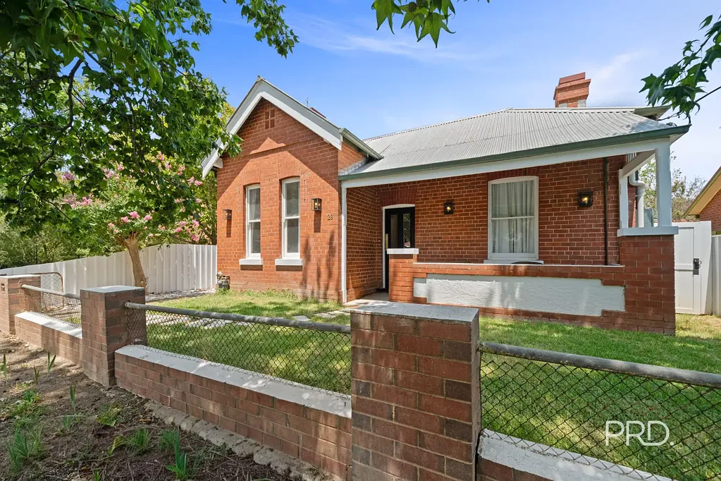 28 Freer Street, Wagga Wagga, NSW 2650