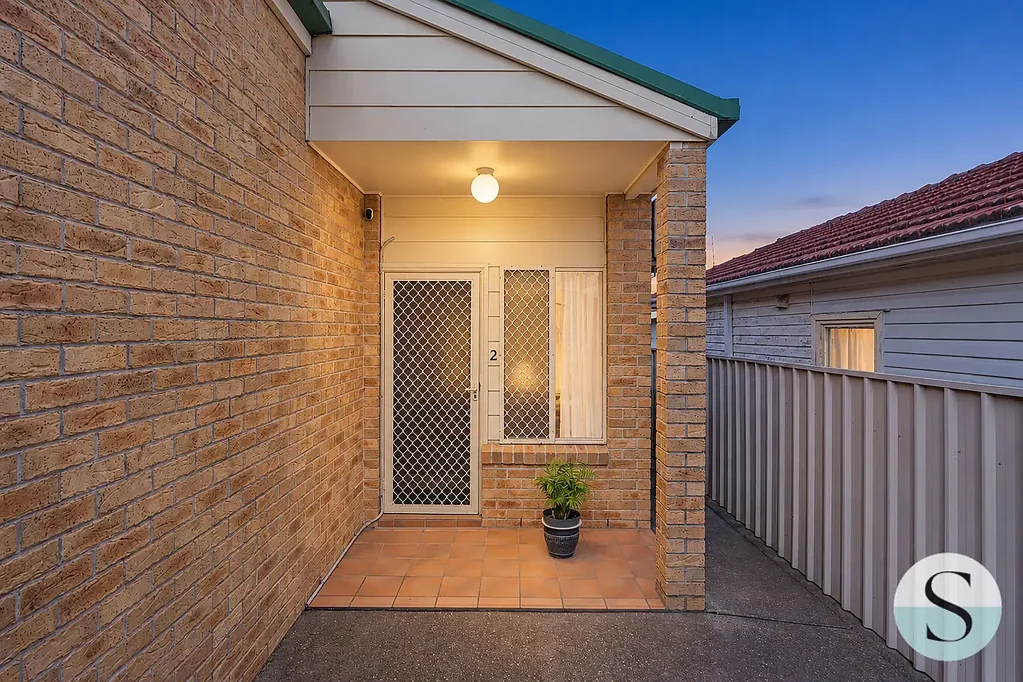 Jesmond 2Kwarto Private Two-Bedroom Jesmond Unit, Light-Filled Low-Maintenance Living, Covered Outdoor Entertaining, Generous Courtyard, Split-System Air And Garage