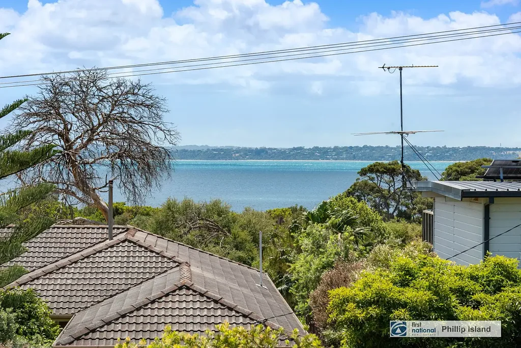 Cowes 3房  COASTAL LIVING IN A PEACEFUL BEACHSIDE SETTING