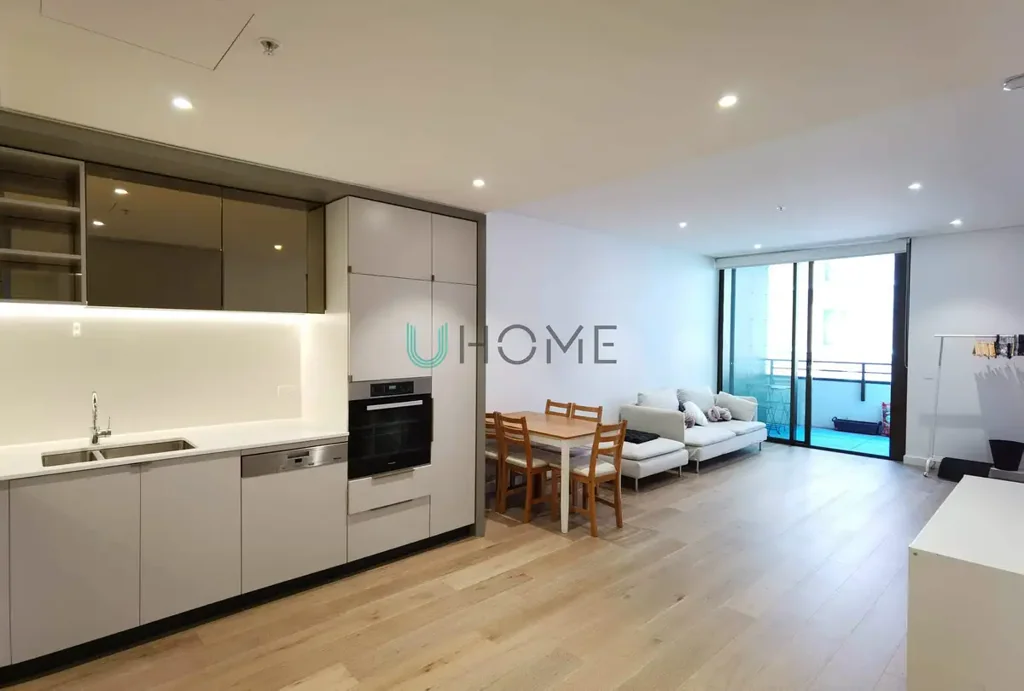 Fully Furnished 1Bed+Huge Study/ 2nd Bed in the Heart of Darling Harbour