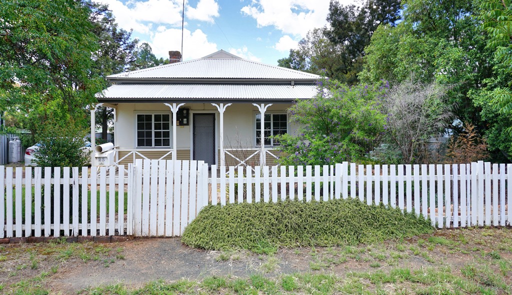 25 MONASH ST, WEST WYALONG NSW 2671, 0 રૂમ, 0 બાથરૂમ, House