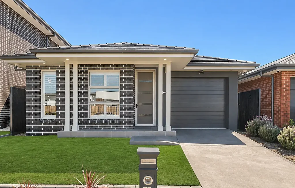 Contemporary Family Living in the Heart of Oran Park