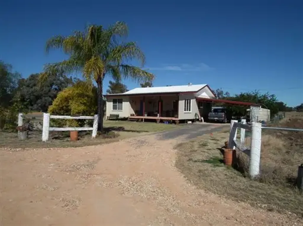 Meandarra  Country Town living