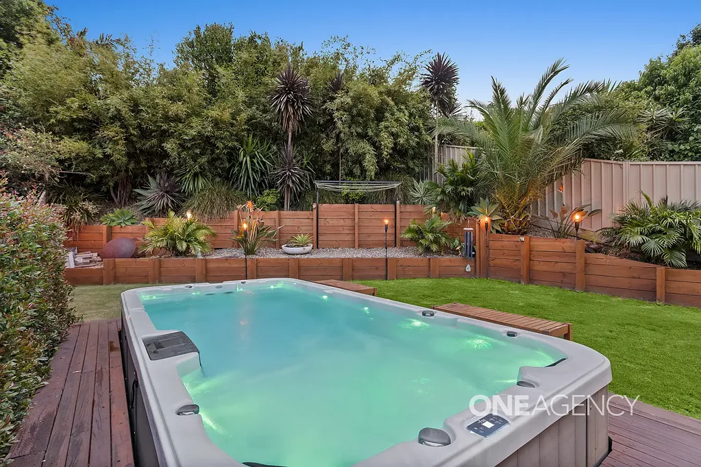 Berkeley 4ਬੈੱਡਰੂਮ IMMACULATE FAMILY HOME WITH ENTERTAINER'S APPEAL