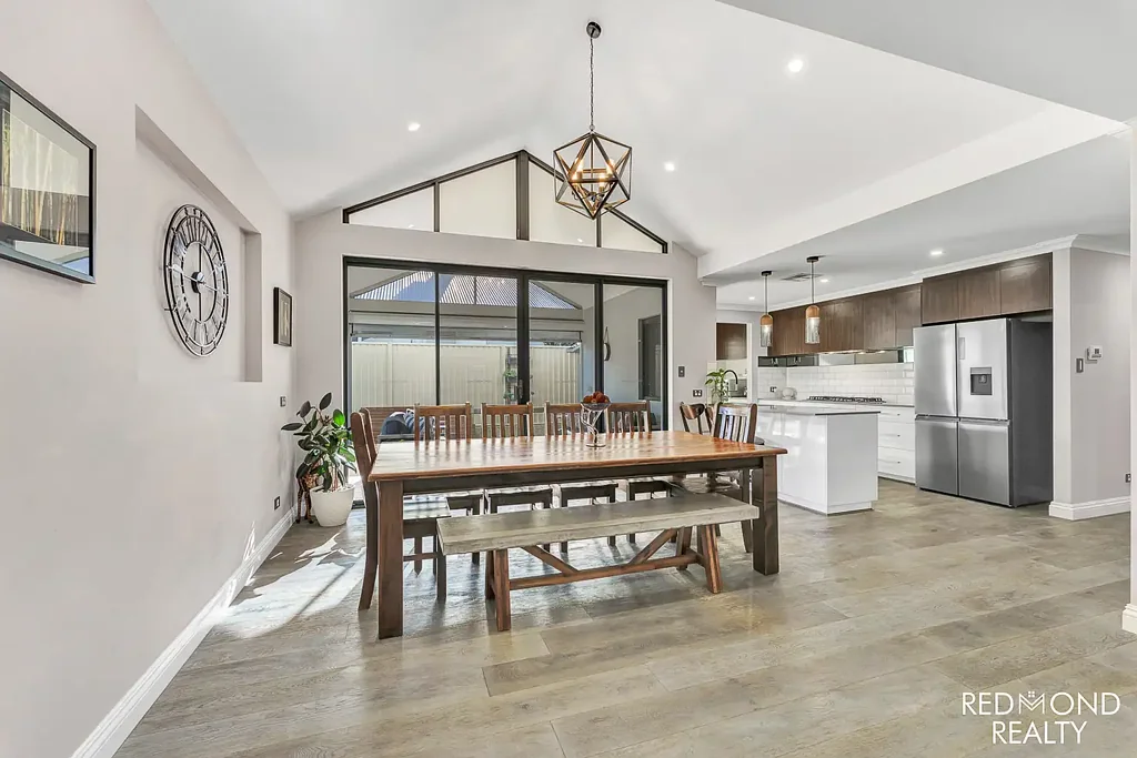 Burns Beach 4房  QUALITY, LUXE, STYLE -
PERFECTION ON PARADISE!