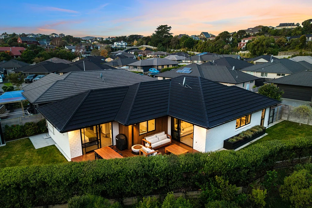 Whitby 3房  Modern Living in a Prime Position