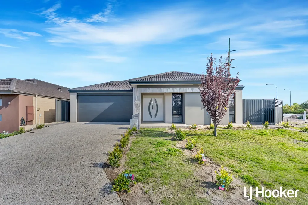 Brabham 4房  Modern Family Living in the Heart of Brabham