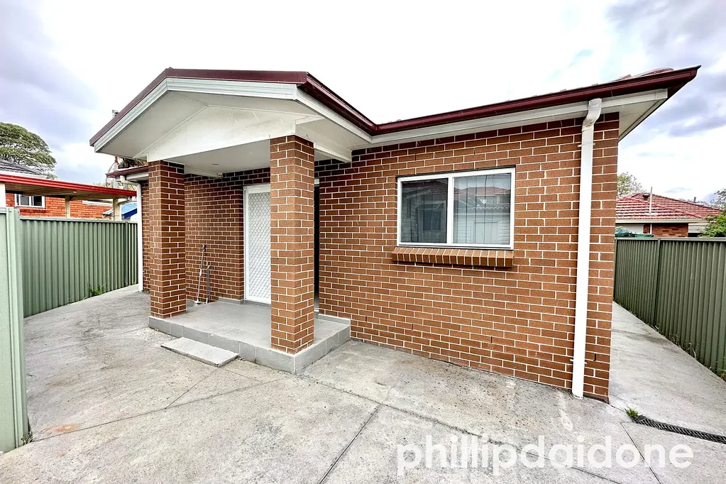 2 BEDROOM GRANNY FLAT...