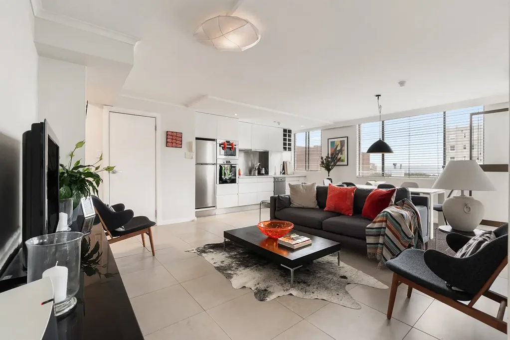 Modern Living in Heart of Potts Point Village, Furnished