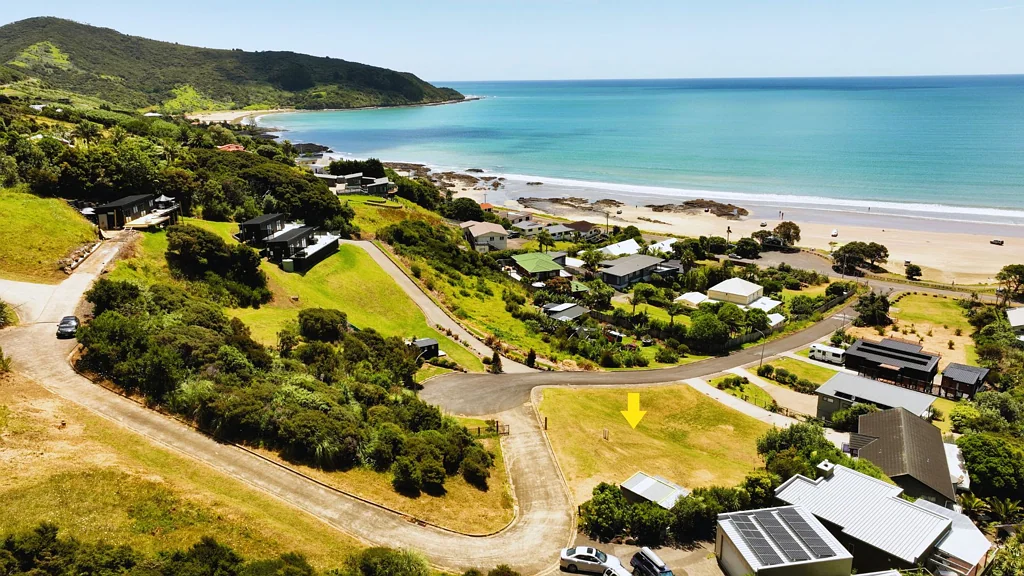 Ahipara  Elevated Position Breathtaking Views