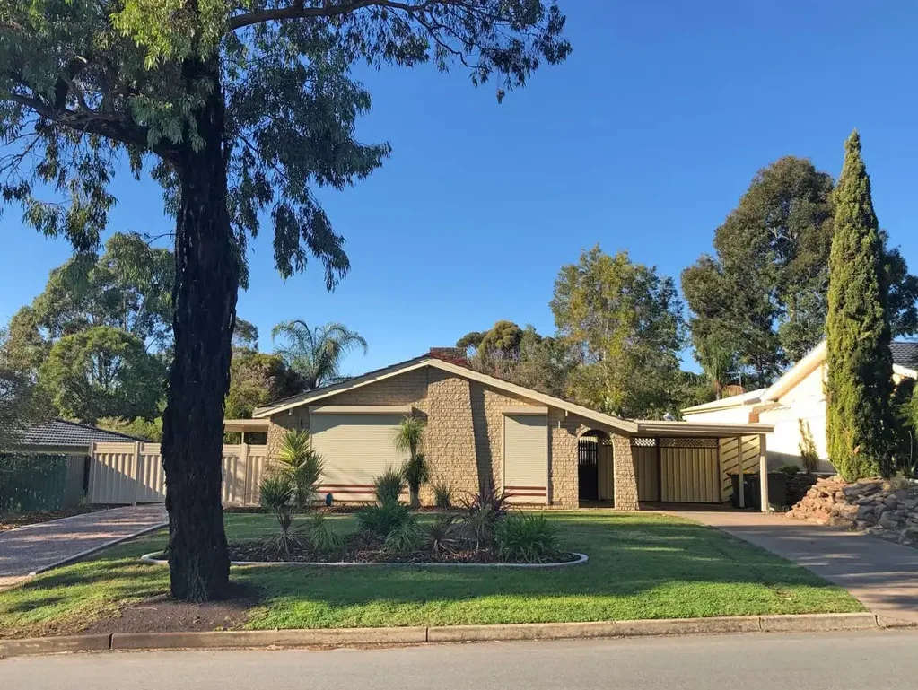 Lovely 4 bedroom family home