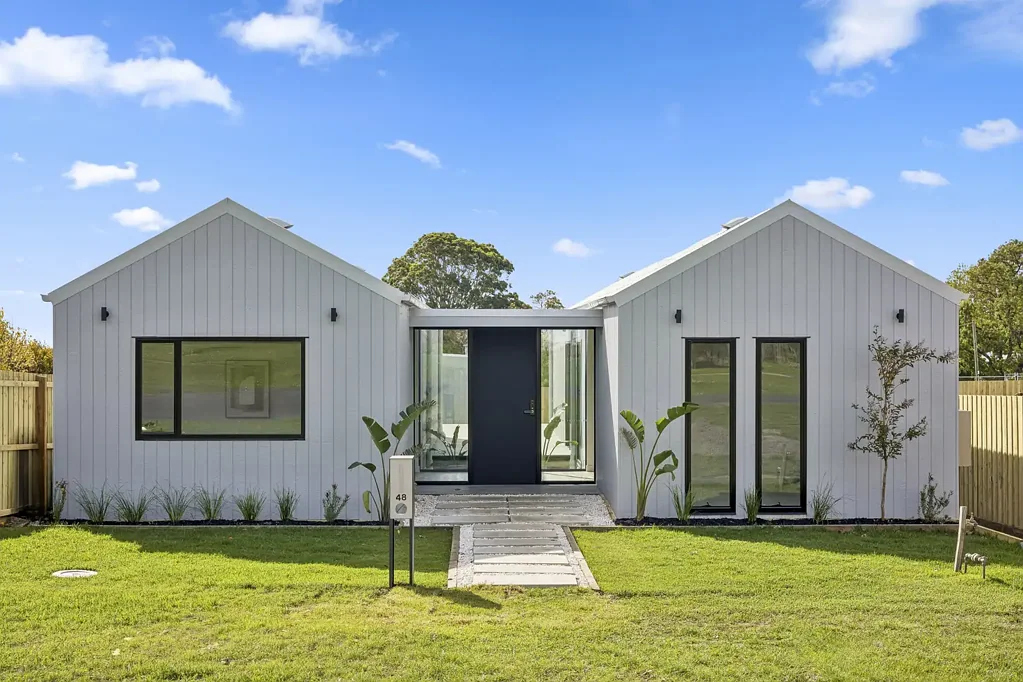 Camperdown 3房  Newly Constructed with Convenience, Style & Comfort