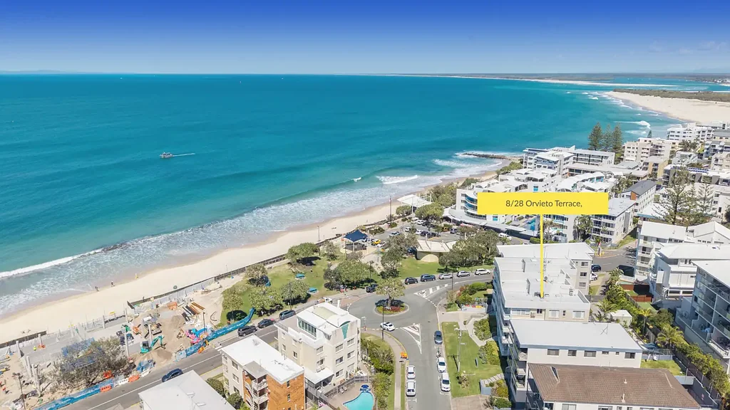 Kings Beach 3બેડરૂમ Elevated Beachside Living with Breathtaking Ocean Views