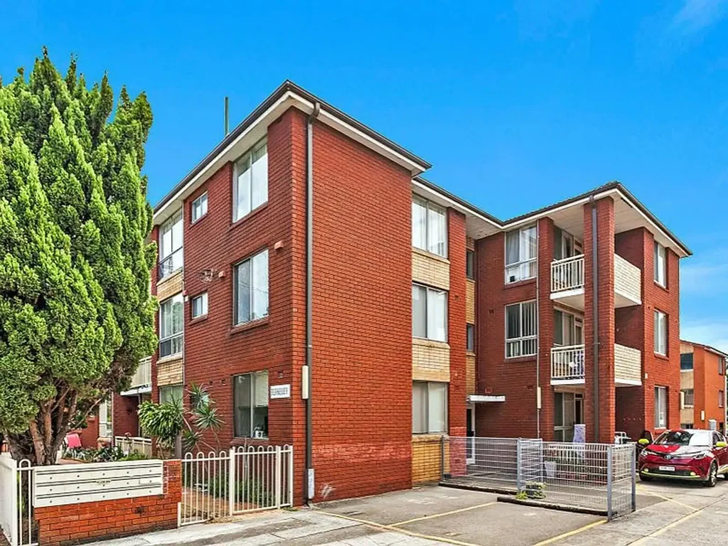Apartment in Prime Location