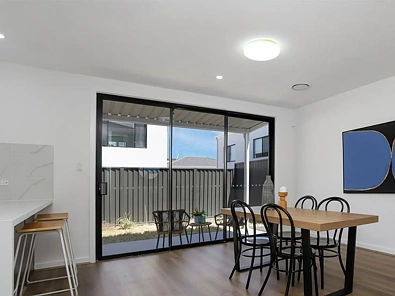 Address Withheld, Riverstone, NSW 2765, 3 Bedrooms, 2 Bathrooms, Townhouse