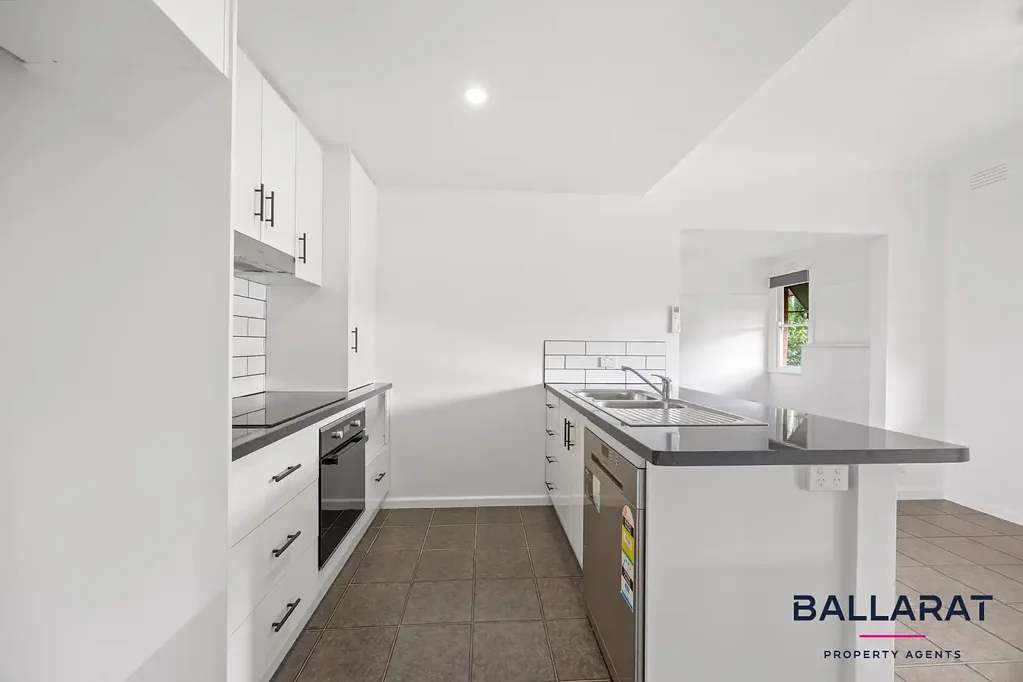 Golden Point 3ਬੈੱਡਰੂਮ Easy Living in a Sought‑After Golden Point Pocket