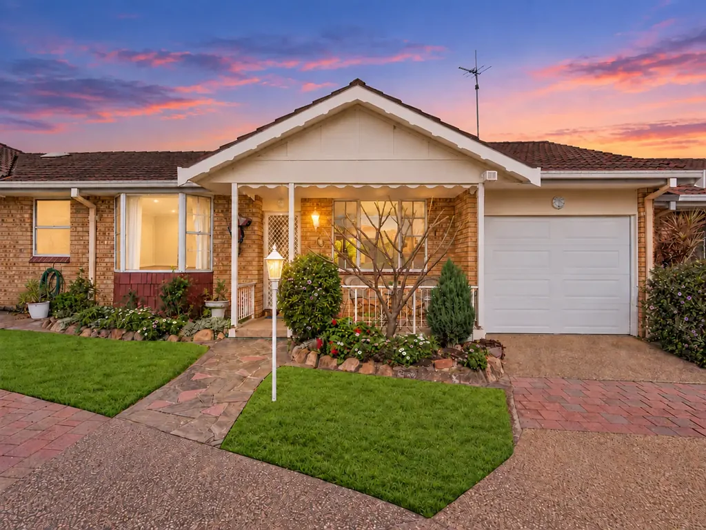 South Hurstville 2房 精美翻新别墅，拥有超大起居空间和私密娱乐区 Beautifully Renovated Villa with Oversized Living and Private Entertaining