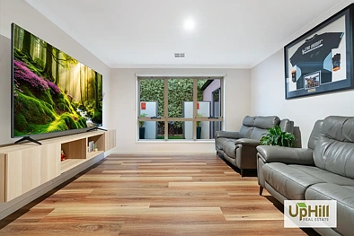 32 Trainers Way, Clyde North, VIC 3978, 3 slaapkamers, 2 badkamers, House