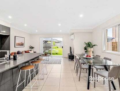 72b William Street, Werrington, Outer Western Sydney, 3 rūma, 2 rūma horoi, Apartment