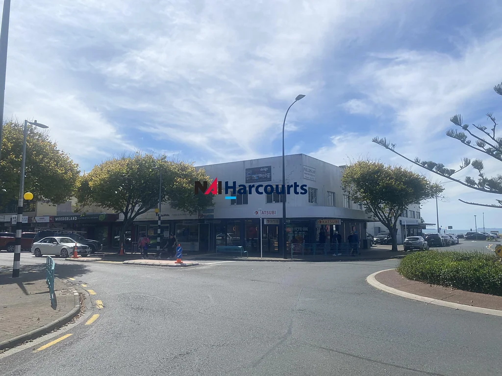 Browns Bay Professional Office 76sqm Near Beachfront