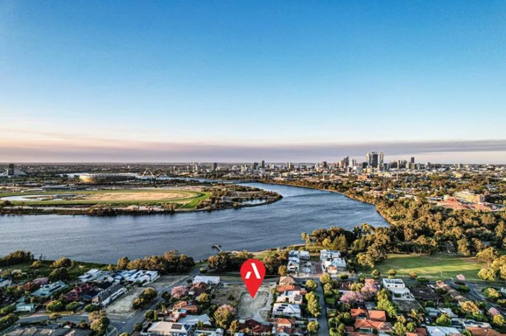 Maylands 4Kwarto Experience Riverside Living in a Custom-Built Home