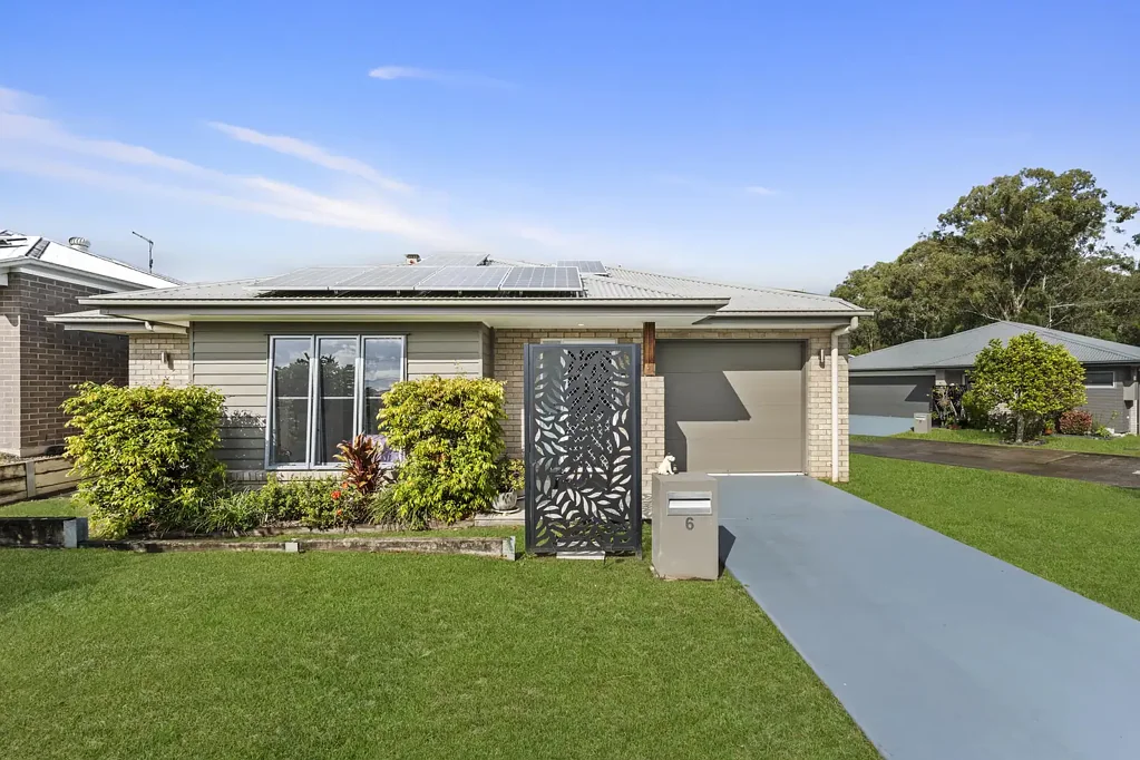 Beerwah 3 Bedroom Low Maintanence Living in Heart of Beerwah -  Ideal First Home, Investment or Downsizing Oppurtunity!