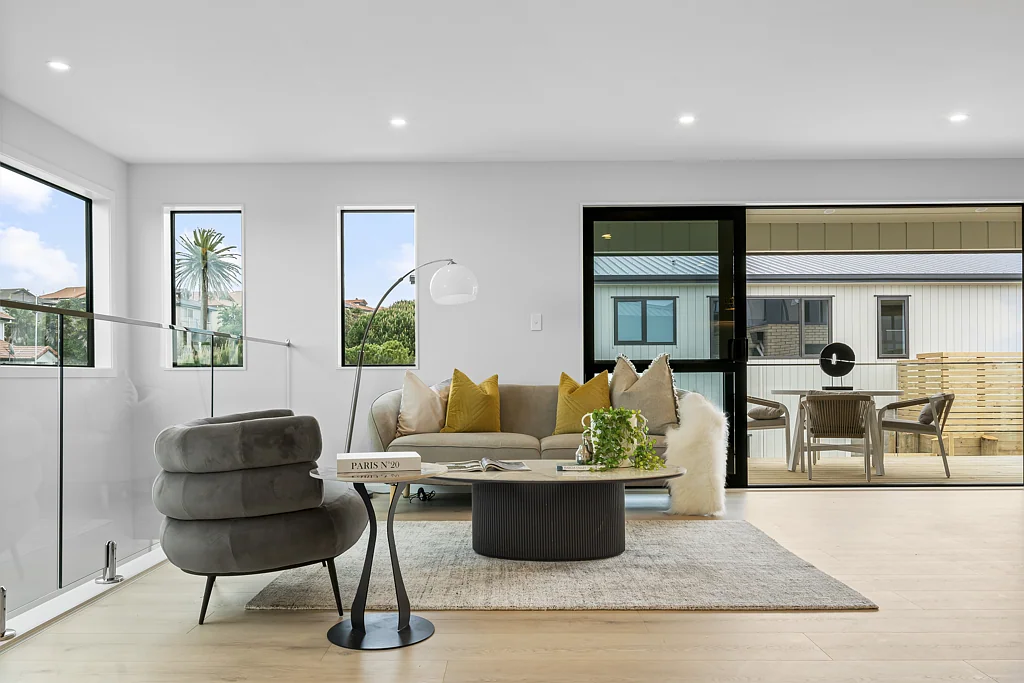 Gulf Harbour 4Phòng ngủ Modern Living Awaits