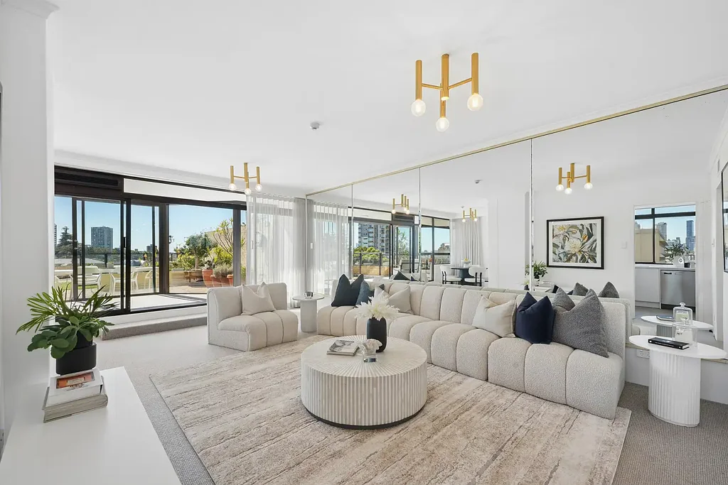 Edgecliff 2Zimmer First Time Offered - Eastpoint Towers Largest Garden Apartment