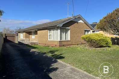 14 Mathilda Street, Wendouree, VIC 3355, 3 slaapkamers, 1 badkamers, House