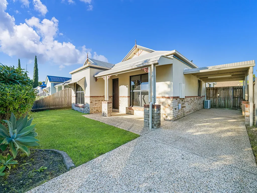 11 Moreton Street, Sippy Downs, QLD 4556