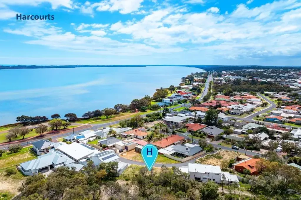 Australind Elevated Block with Leschenault Inlet Views