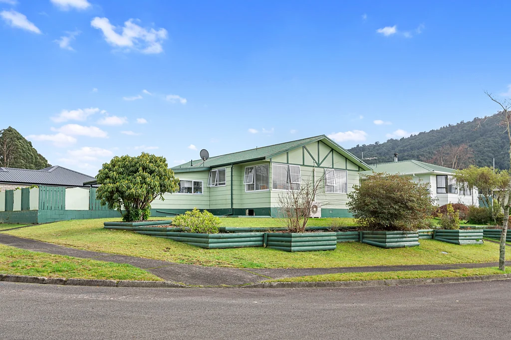 15 Diamond Street, Pukehangi, Rotorua, Bay of Plenty