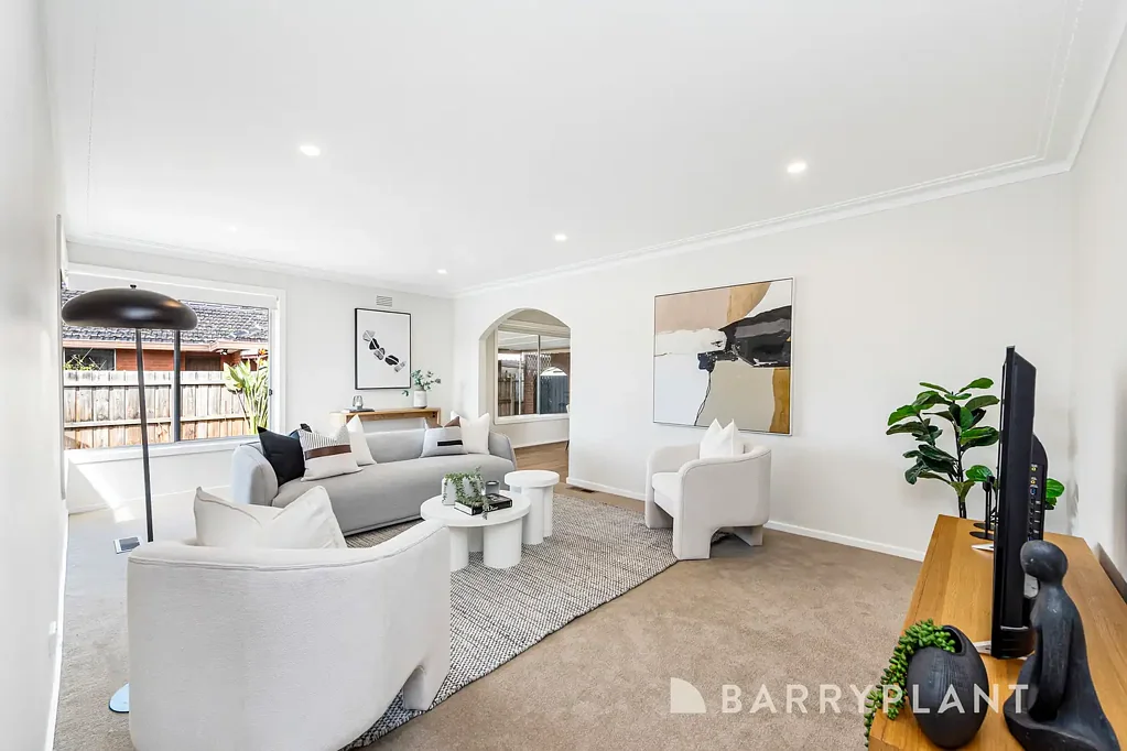 33 Canberra Avenue, Hoppers Crossing, VIC 3029