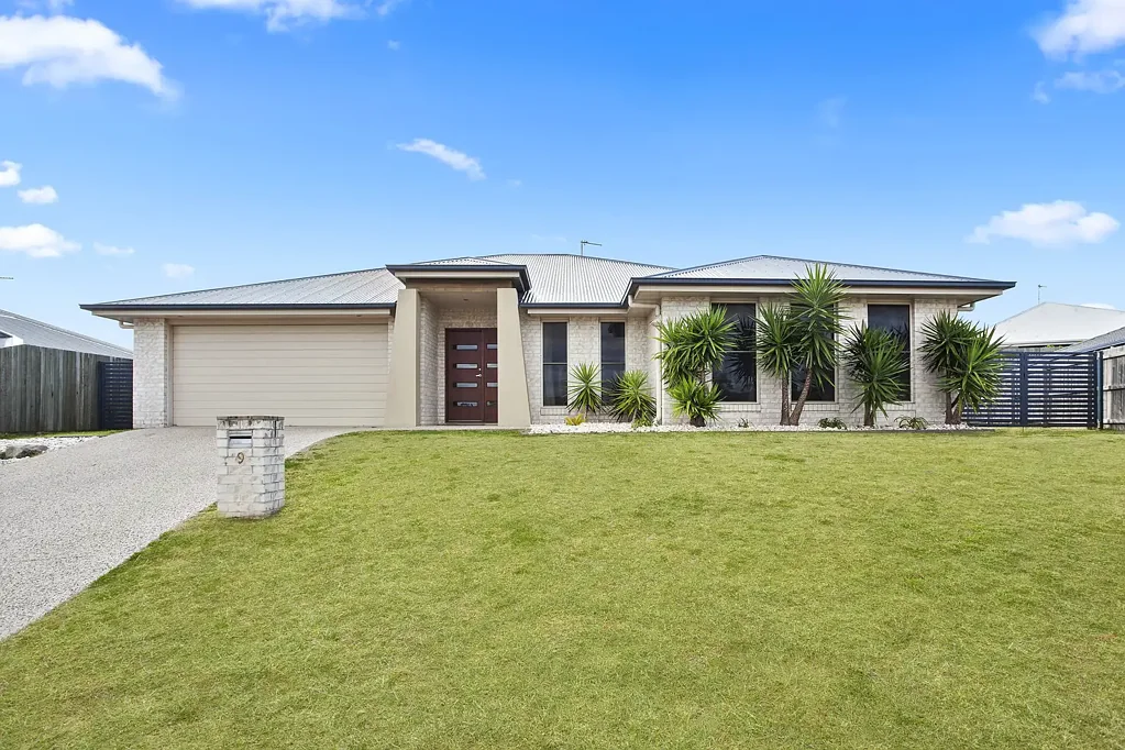 9 Cooranga Street, Glenvale, QLD 4350