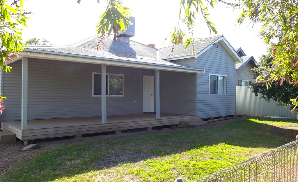 25 Chester St, Warren, NSW 2824