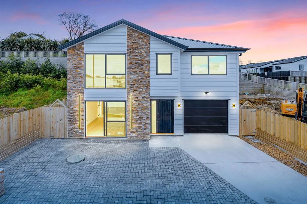 Opaheke 6Kwarto Ideal for Multi-Generational Living!