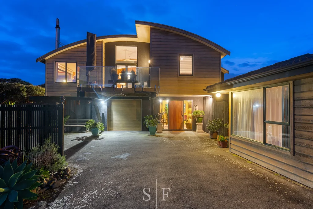 Waikanae Beach 3कमरा Island Outlook | Beachside Living